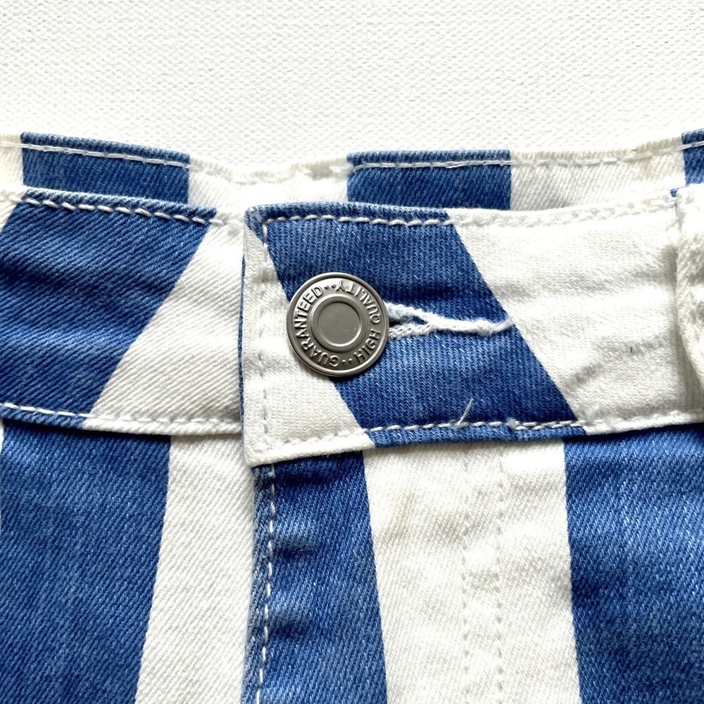Saints & Hearts Striped Denim Shorts Women's 10 Blue White Distressed Cutoff - Picture 2 of 6